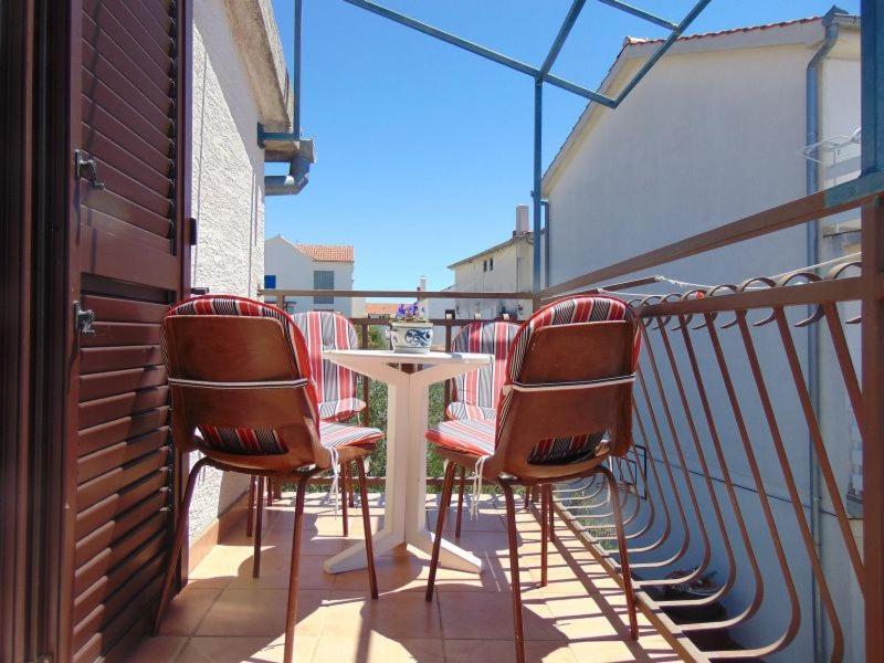 Apartment Mirjana Vodice Esterno foto